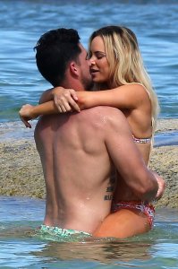 Amanda Stanton Sexy 3.jpg