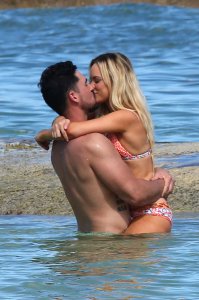 Amanda Stanton Sexy 9.jpg