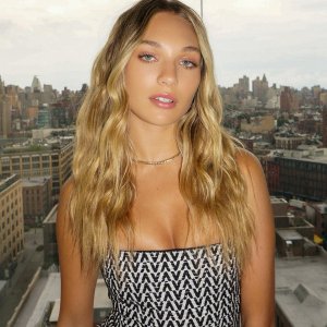 3_MaddieZiegler .jpg