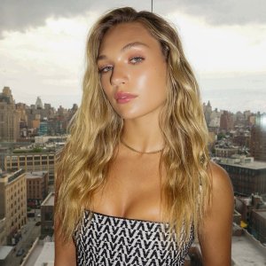 2_MaddieZiegler .jpg