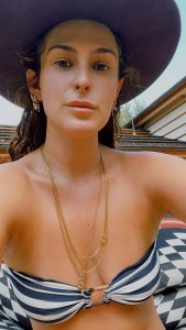 rumerwillis-06082021-0001-806.jpg