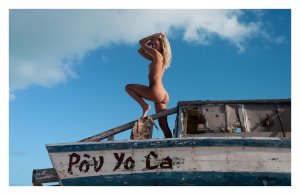 Nirvana XO 21_2021-07 Linsay Demyan (21).jpg