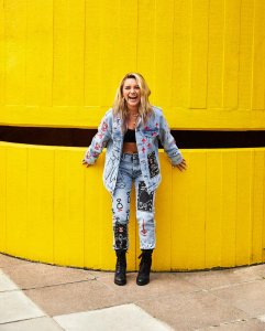 Florence Pugh TheFappeningBlog.com 2.jpg