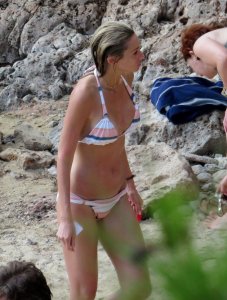 Zara Charles Nude & Sexy The Fappening Blog 25.jpg