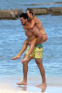 Amanda Stanton Sexy 29.jpg