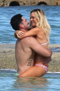 Amanda Stanton Sexy 44.jpg