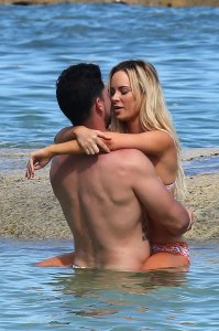 Amanda Stanton Sexy 48.jpg