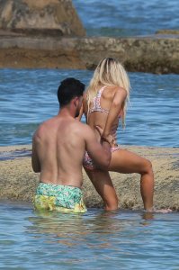 Amanda Stanton Sexy 52.jpg