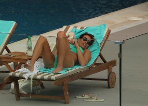 Melanie Sykes Sexy 24.jpg