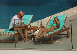 Melanie Sykes Sexy 31.jpg