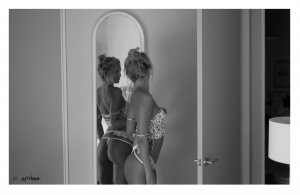 Nirvana XO 21_2021-07 Linsay Demyan (31).jpg