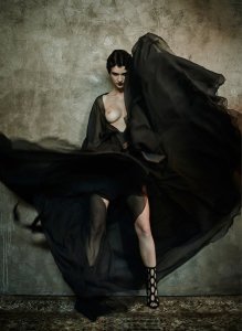 Paula Bulczynska Topless & Sexy 10.jpg