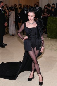 15_Maisie Williams MetGala.jpg