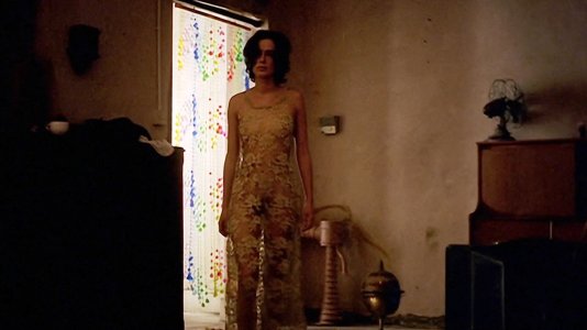 Lena Headey - The Hunger S01E02 HDTV 1080p.mp4_snapshot_00.11.106.jpg