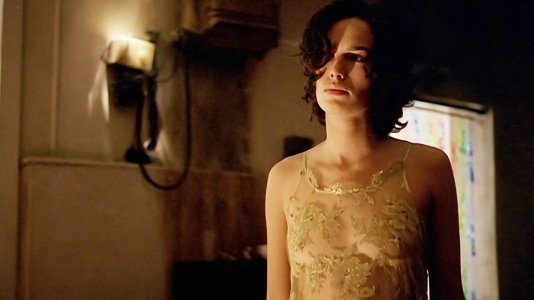 Lena Headey - The Hunger S01E02 HDTV 1080p.mp4_snapshot_00.18.300.jpg