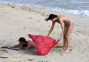 Shermine Shahrivar Topless 16.jpg