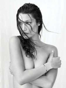 Bella Hadid Sexy Topless 7.jpg