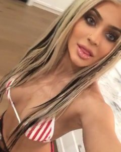 Kylie Jenner Instagram 1.jpg