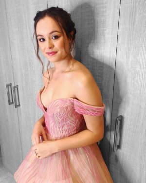 hayley-orrantia-personal-pics-03-04-2019-28_thumbnail.jpg