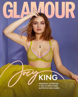 joey-king-for-glamour-magazine-mexico-august-2021-22.jpg