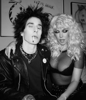 3_Kourtney Kardashian.jpg