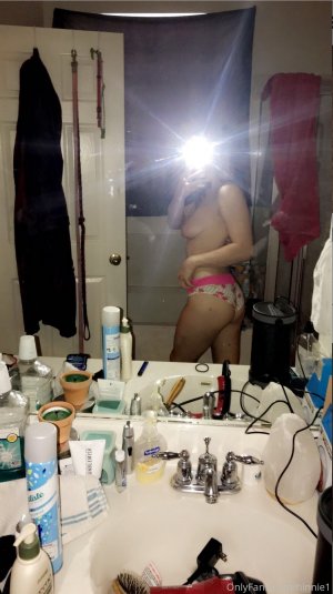 Screenshot 2021-10-27 220615.jpg