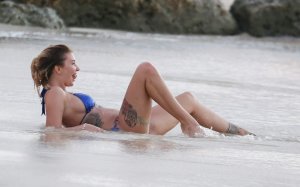 Olivia Buckland Sexy 3.jpg