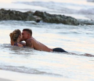 Olivia Buckland Sexy 4.jpg