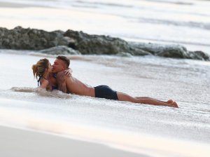 Olivia Buckland Sexy 8.jpg