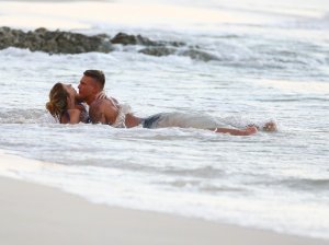 Olivia Buckland Sexy 11.jpg