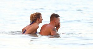 Olivia Buckland Sexy 13.jpg