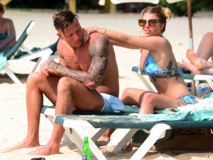 Olivia Buckland Sexy 6.jpg