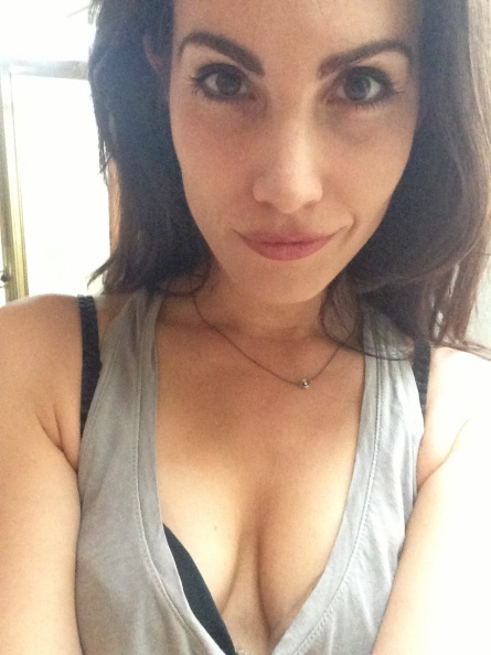 Carly Pope Naked (17 Photos)
