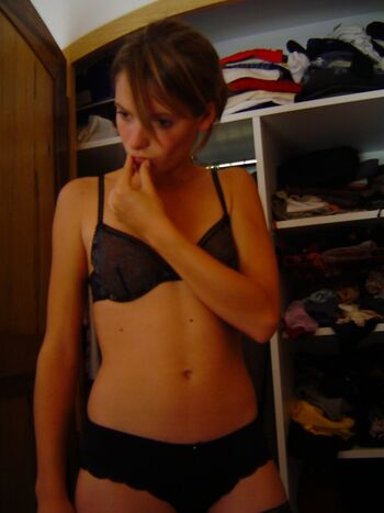 Élodie Varlet Nude Leaks Photo 2