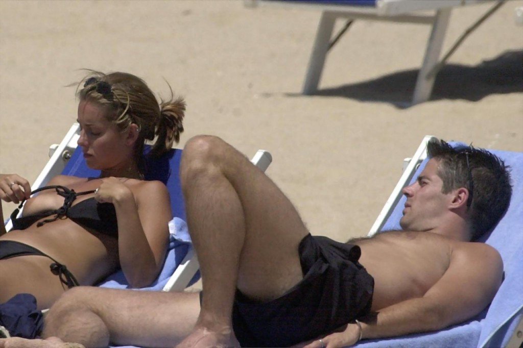 Louise Redknapp Topless (7 Photos)