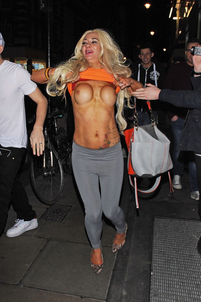 Josie Cunningham Topless (16 Photos) | TheFappening