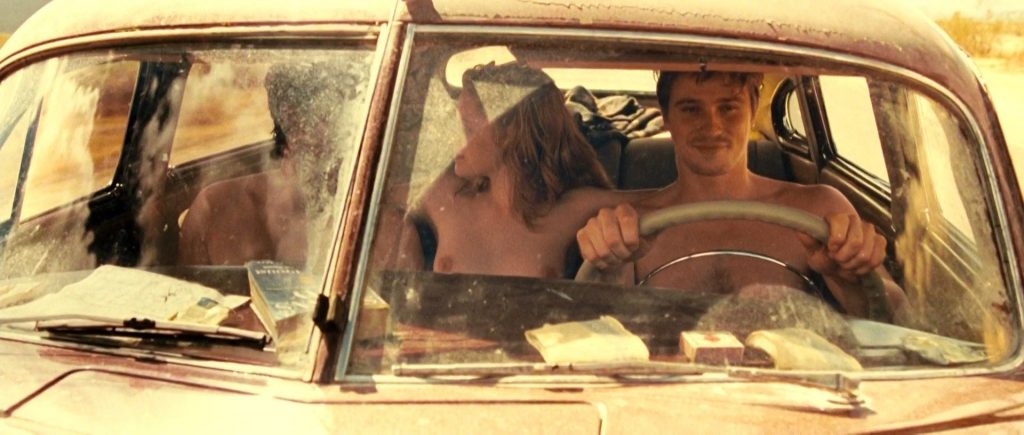 Kristen Stewart Naked – On the Road (12 Photos + GIF &amp; Video)