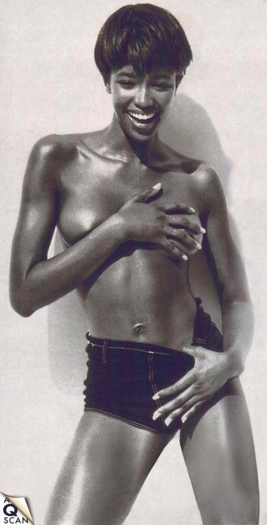 Naomi Campbell Naked (35 Photos)