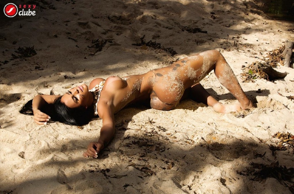 Lorena Bueri Naked (42 Photos)