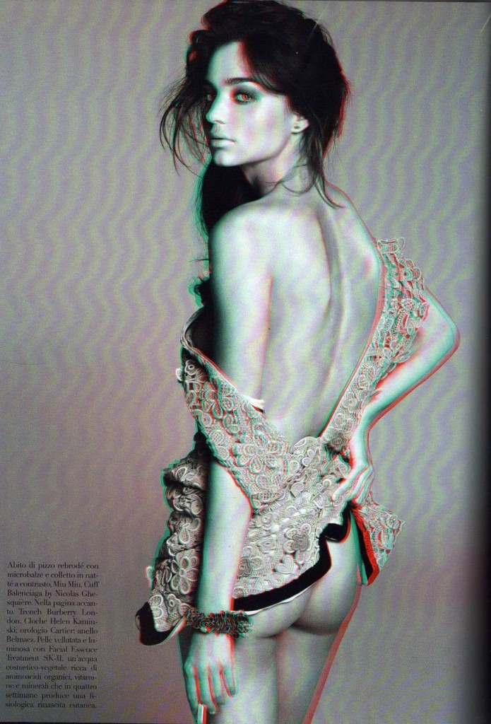 Miranda Kerr Topless in 3D (15 Photos)