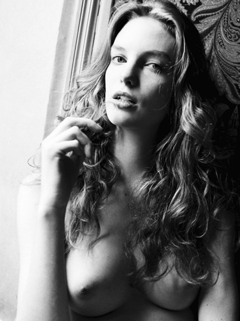 Clara Settje Naked (11 Photos)