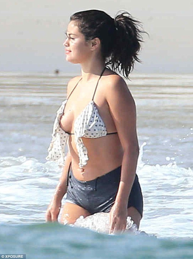 Selena Gomez in Bikini (19 Photos)