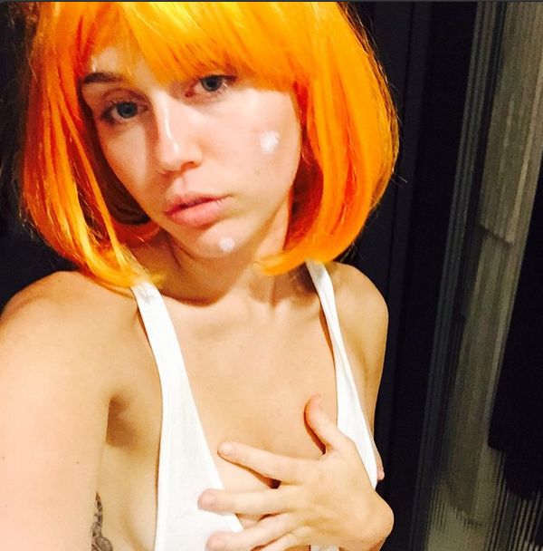 Miley Cyrus Sexy (4 Photos)