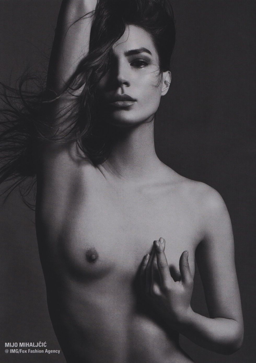 Elle Serbia May 2015: Topless models