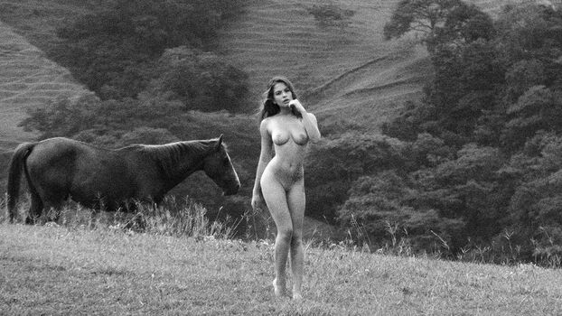 Daniela Bedoya Nude Leaks Photo 10