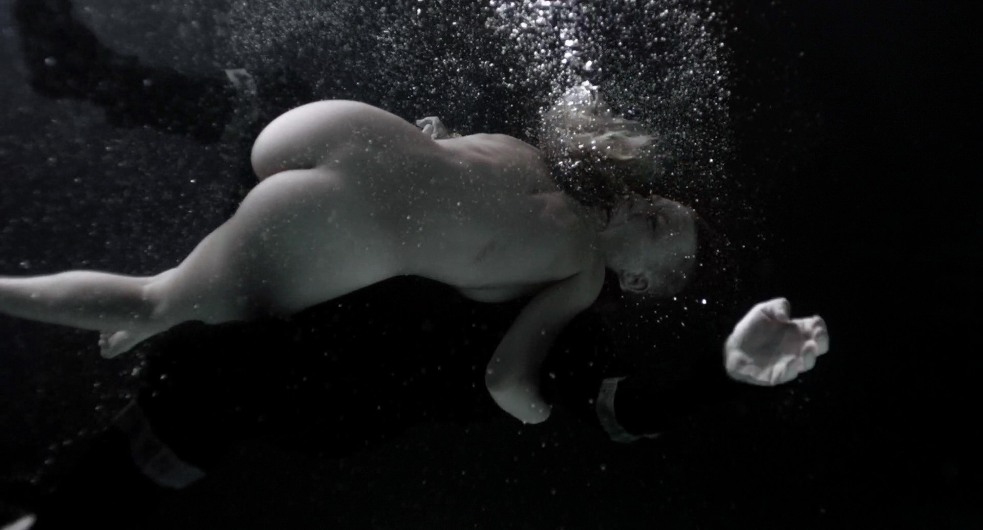 Gemita Samarra Nude - Pressure (2015) HD 1080p #TheFappening