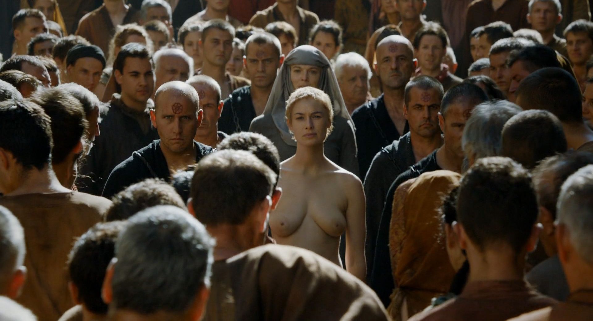 Lena Headey Naked – Game of Thrones (15 Photos + Video)