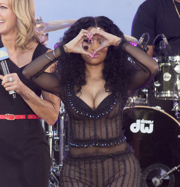 Nicki Minaj See Through (18 Photos)