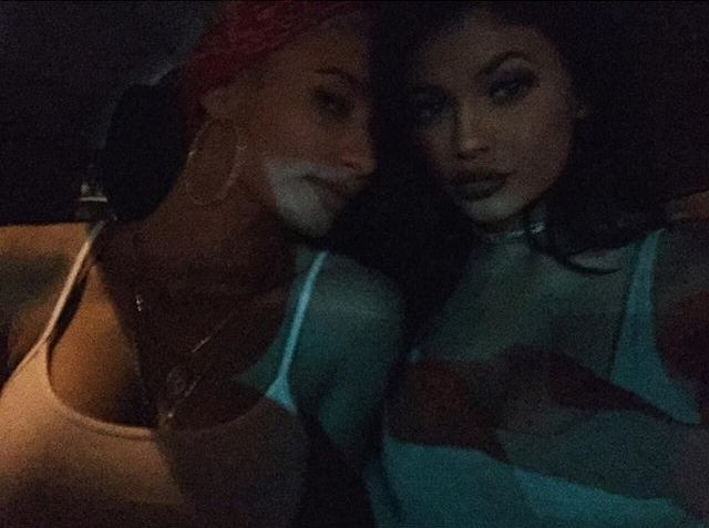 Kylie Jenner’s Tits and Butt (8 Photos)