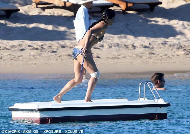 Michelle Rodriguez in a Bikini (19 Photos)